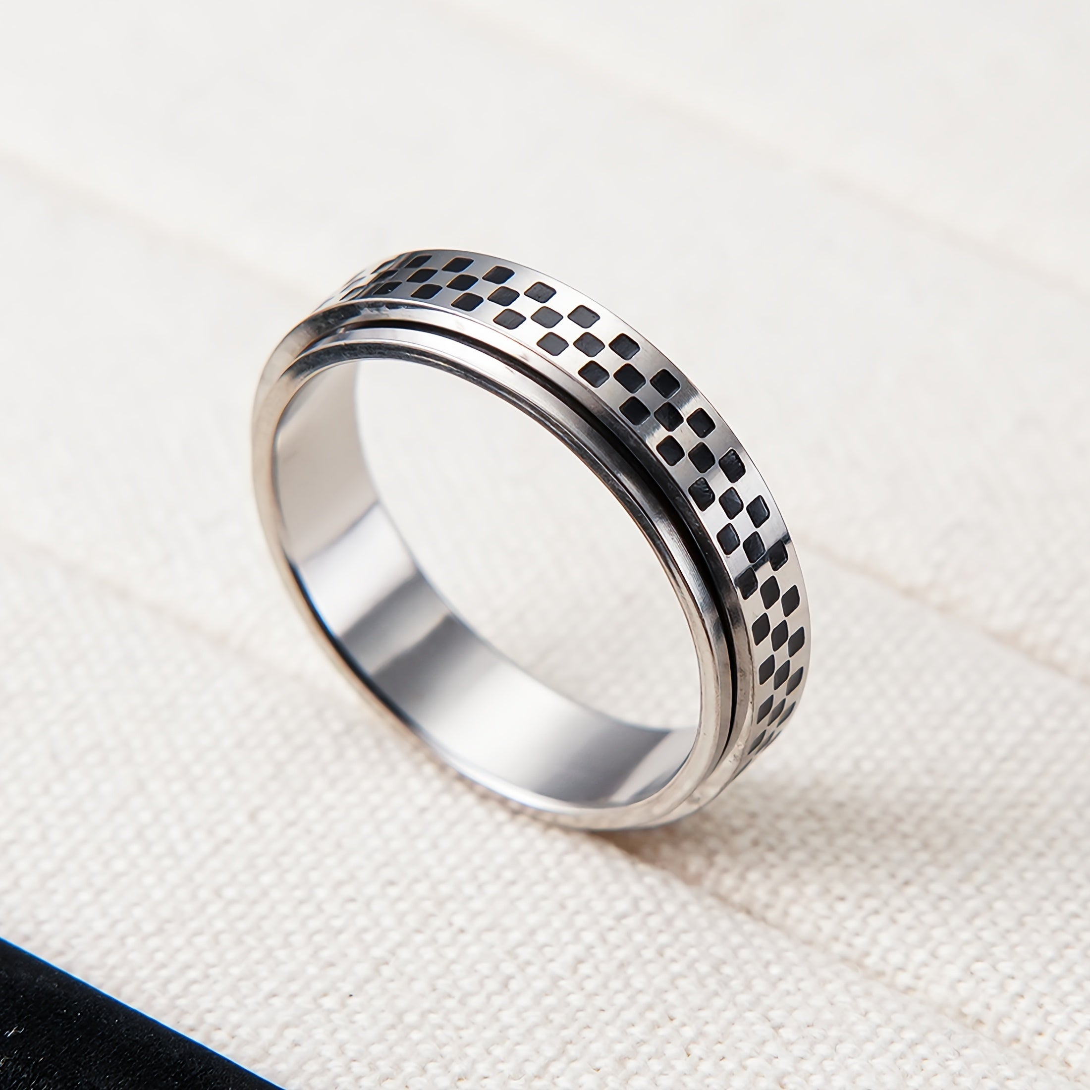 1pc Stainless Steel Rotating Mosaic Ring - Black & Golden Minimalist Design, Easy-to-Use Gift for Women, Daily Wear & Special Occasions, Daily Wear Ring | Modern Ring Design | Durable Ring, Ring