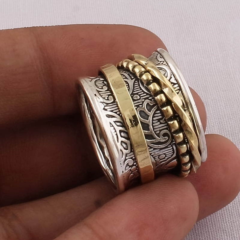 A Vintage Zinc Alloy Golden Lady's Ring With A European Wide Face, A Cool Ring As A Valentine's Day Gift, A Rotating Decompression Ring.