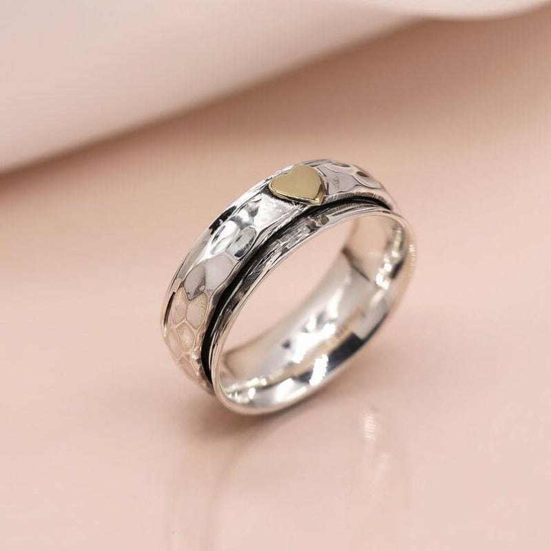 1 style of fashionable, simple and exquisite Women's ring, rotatable love ring, very suitable for parties, banquets, Valentine's Day, Christmas and birthdays, anniversary wear