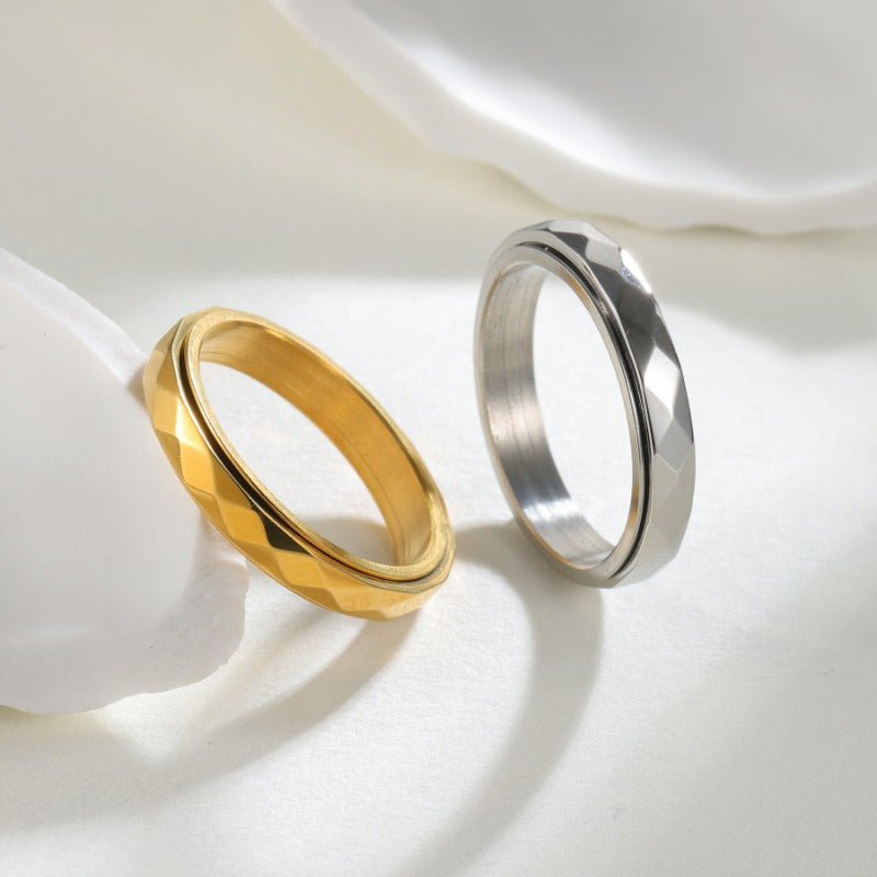 1pc Minimalist -Cut Ring - 4mm Wide, Stress-Relief Rotating Ring with Golden-Tone Band & Black Accents, Fade-Resistant & Wear-Resistant - Ideal for Casual Attire or Gift, Everyday Jewelry, Modern Jewelry, Durable Jewelry
